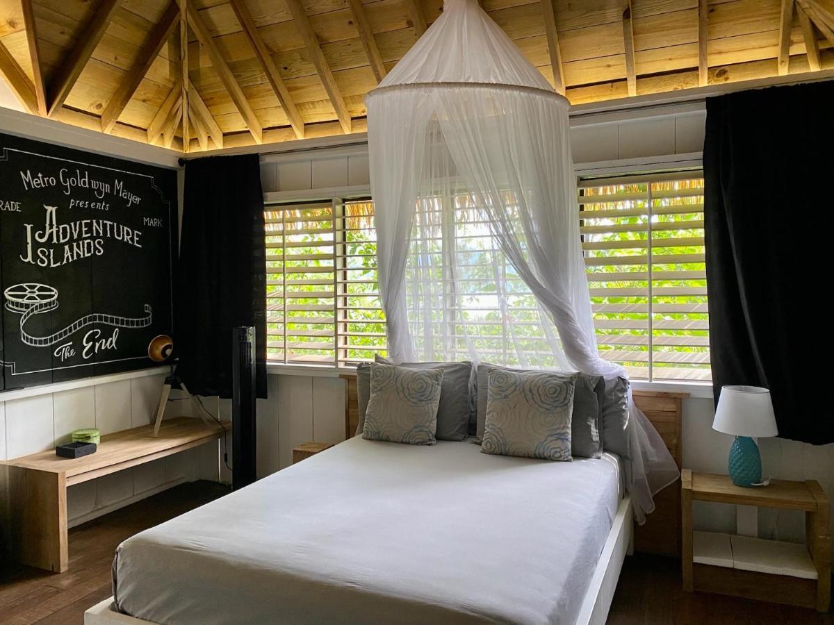 Finca Vela Lodge Bocas Town Bagian luar foto