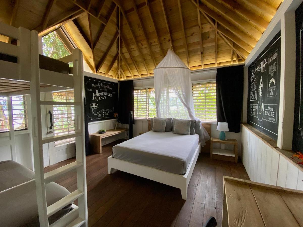 Finca Vela Lodge Bocas Town Bagian luar foto