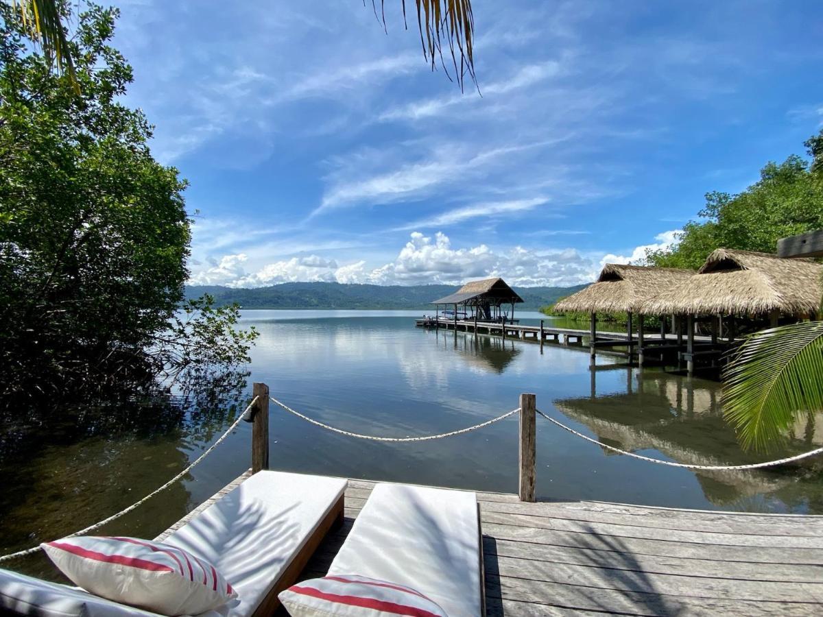 Finca Vela Lodge Bocas Town Bagian luar foto