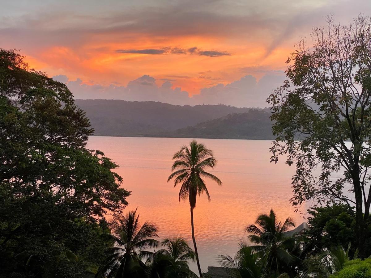 Finca Vela Lodge Bocas Town Bagian luar foto
