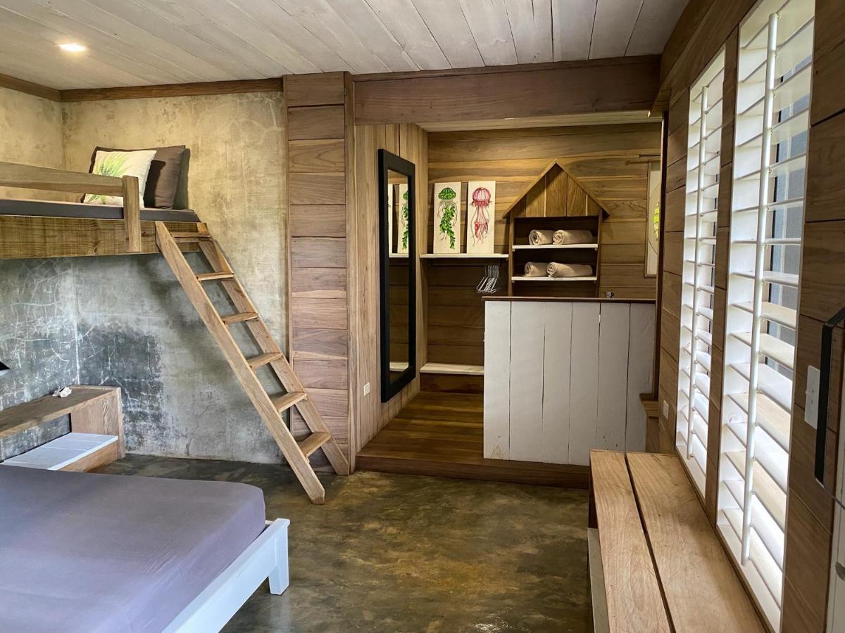 Finca Vela Lodge Bocas Town Bagian luar foto